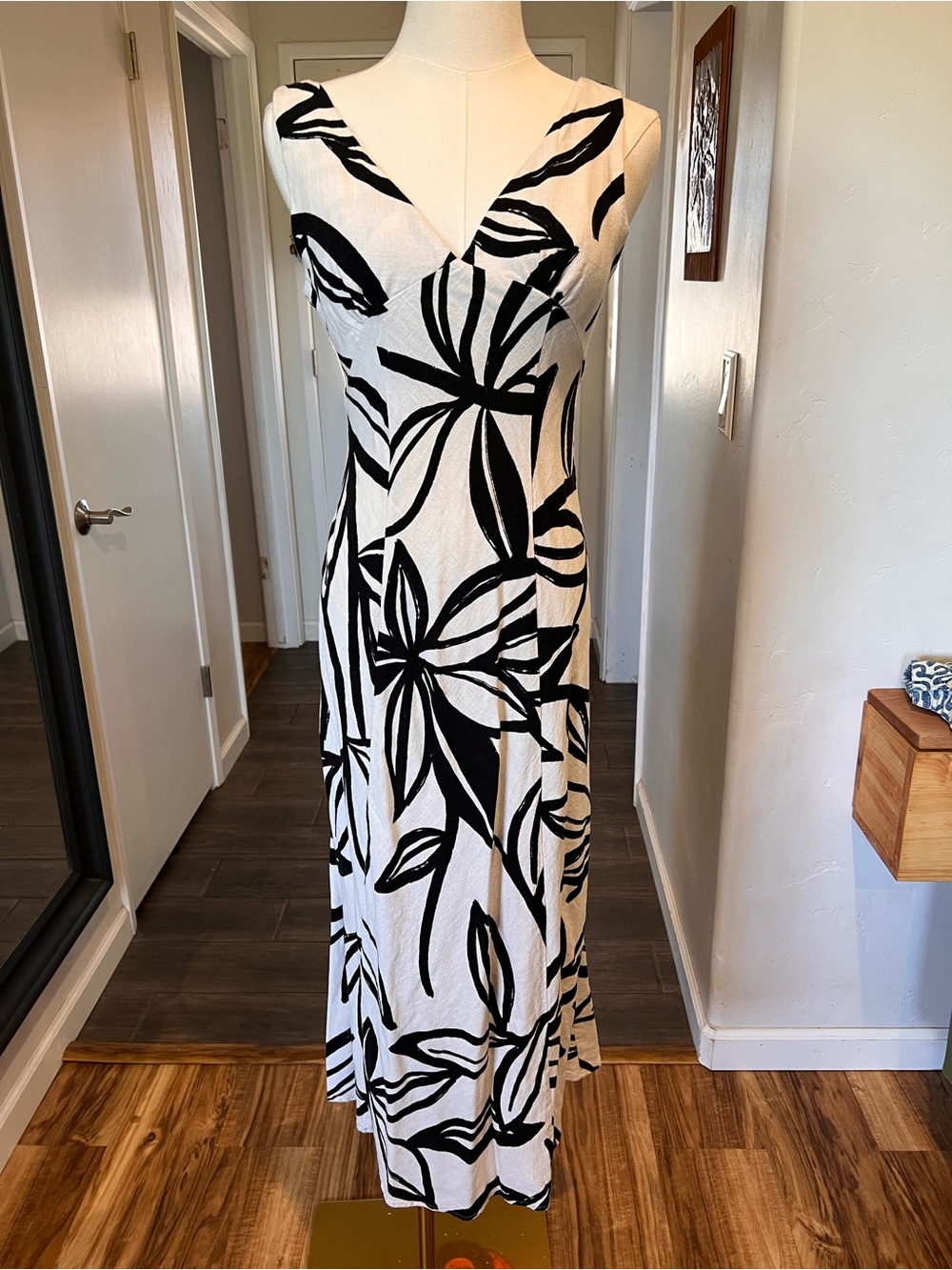 Linen Blend Floral V-Neck Maxi Dress